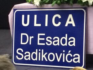Read more about the article IGK: Javni poziv političkom establišmentu Prijedora i svim probosanskim subjektima u Prijedoru za imenovanje ulice “Dr. Esad Sadiković.”